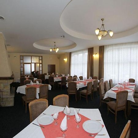 Hotel Paltinis Statiunea Buitenkant foto