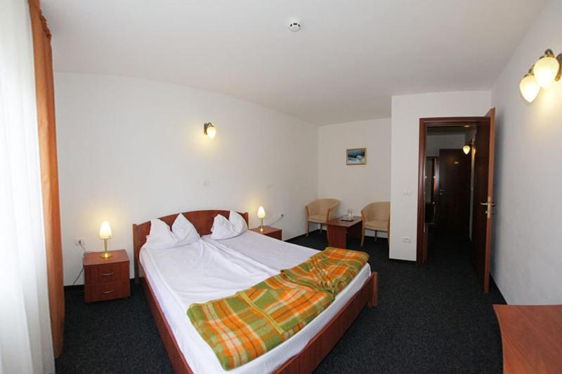 Hotel Paltinis Statiunea Kamer foto