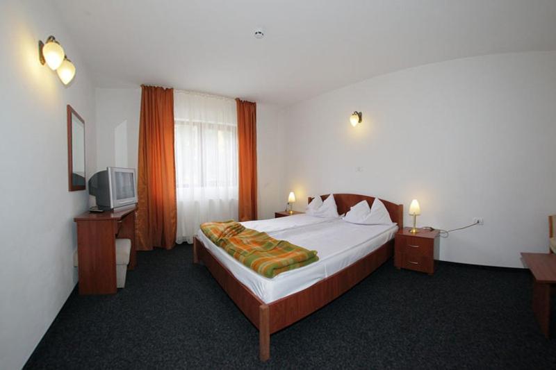 Hotel Paltinis Statiunea Kamer foto